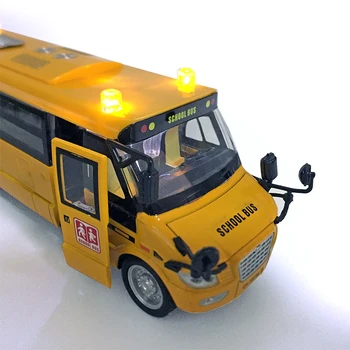 1:32 Mēroga 23 cm Lielu Dzeltenu Pull Atpakaļ Skolas Autobusu Sakausējuma Lējumiem Rotaļu Transportlīdzekļiem ar Gaismas, Skaņas un Openable Durvis