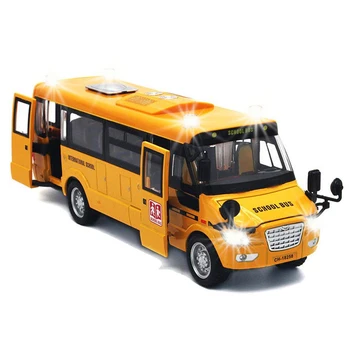 1:32 Mēroga 23 cm Lielu Dzeltenu Pull Atpakaļ Skolas Autobusu Sakausējuma Lējumiem Rotaļu Transportlīdzekļiem ar Gaismas, Skaņas un Openable Durvis