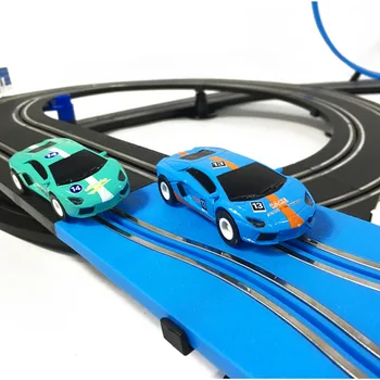 1:64 Mērogā Elektriskie Dubultā Tālvadības Auto Sacīkšu Trases Rotaļlietas Autorama Professional Circuit Voiture Dzelzceļa Slots Rase Rotaļu Automašīnas