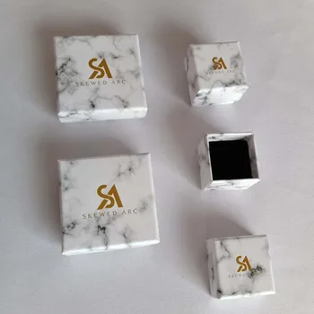 100pcs/daudz Custom Marmora krāsu Rotaslietas kastes ar zelta/sudraba/melna folija logo kaklarota & rokassprādzes & aproces & gredzeni Iepakojums