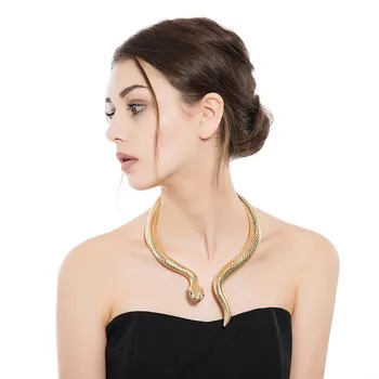2017 jaunas ielidošanas Sexy luksusa pārspīlēti zelta čūskas kaklarota ilgi puse kaklarota modes colar rotaslietas collares sievietēm