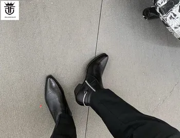 2020 Jaunu nekustamā vīriešu ādas zābaciņi metāla apdare Chelsea Zābaki izšuvumi Zābaki punktu toe Vīriešu puses kurpes vidējs papēdis 5cm botas