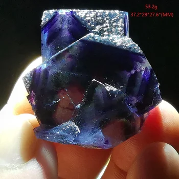 36.8-66.7 gNatural reti purple fluorite minerālu paraugu un akmens apdares dziedinošo enerģiju KVARCA GEM