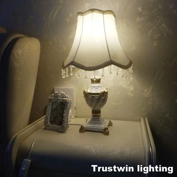 Ar auduma abažūrs lielais Eiropas stila galda gaismas lampa flower art dekoratīvās, galda, galda gaismas lampas foajē guļamistabas gultas