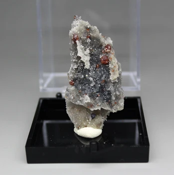 Dabas reti sphalerite minerālu paraugi akmeņiem un kristāliem kvarca kristāli, dziedniecība kristālu kastes izmērs 5.2 cm