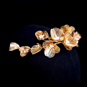 Modes Barrettes Galvassegu Pasaku Zelta Ziedi Pērļu Kāzu Līgava Modeli, Liecina, Studijas Foto Atvašu Apdare Matu Aksesuāri