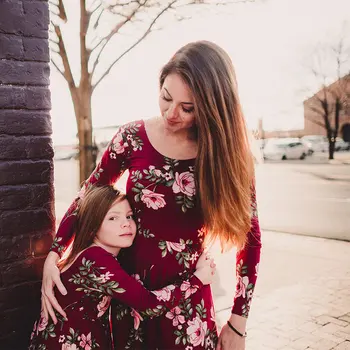 Māte meitu kleitas Vīna Ziedu Ilgi Vestidos 2019 Māte un meita drēbes, Mamma un meita, kleita Ģimenes saskaņošanas C0409
