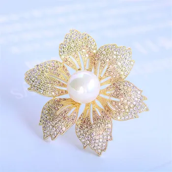 OKILY Elegants Zircon Ziedu Rotas Luksusa Pin Smalku Pērļu Brošas Sieviešu Mētelis Broches Jaunais Gads Ir 2021. Piederumi
