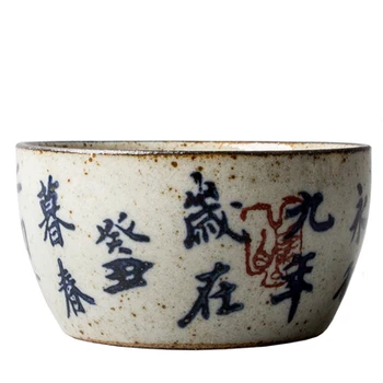Radošo roku apgleznoti antīko aptuvenu keramikas tējas tase