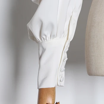 TWOTWINSTYLE Vintage Frēzēšana Ruched Blūzes Sieviešu Laukumā Apkakles Laternu garām Piedurknēm Rudens Krekls Sieviešu Modes Apģērbu Jaunas