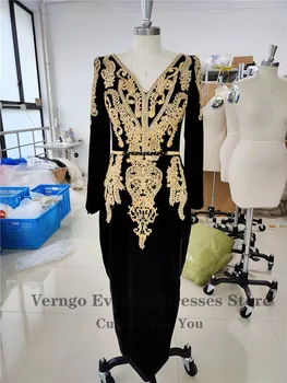 Verngo Luksusa Sirēna Ar Garām Piedurknēm Samta Vakarkleita Ar Zelta Mežģīņu Aplikācijas V Kakla Dubajas Arābu Vintage Balles Kleitas Apģērbs