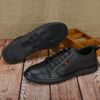 YIGER Jaunu Vīriešu Mokasīni īstas ādas vīrietis gadījuma dzīvoklis kurpes vīriešu atpūtas gumiju, neslīdoši apavi Pavasarī Melna Dizains stils