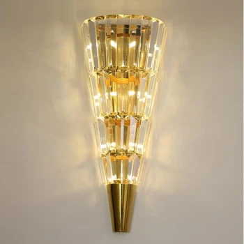 Zelta modernās sienas lampas kristāla gaismas luksusa Ziemeļvalstu dzīves telpu dekorēšana hotel LED gaismas