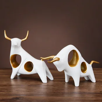 Ziemeļvalstu radošo Lucky cow figūriņas sveķu dzīvnieku ornamenti, dekori dzīves telpu dekorēšana aksesuāri dzimšanas dienā, Ziemassvētku dāvanas
