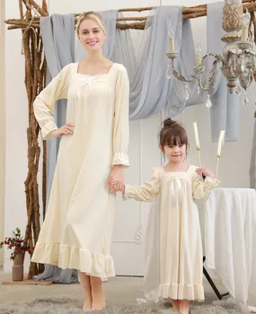 Ģimenes saskaņojot tērpiem Rudens ziemas meiteņu māte meitu mātes-bērna valkāt siltu samta ilgi korejas princese nightdress